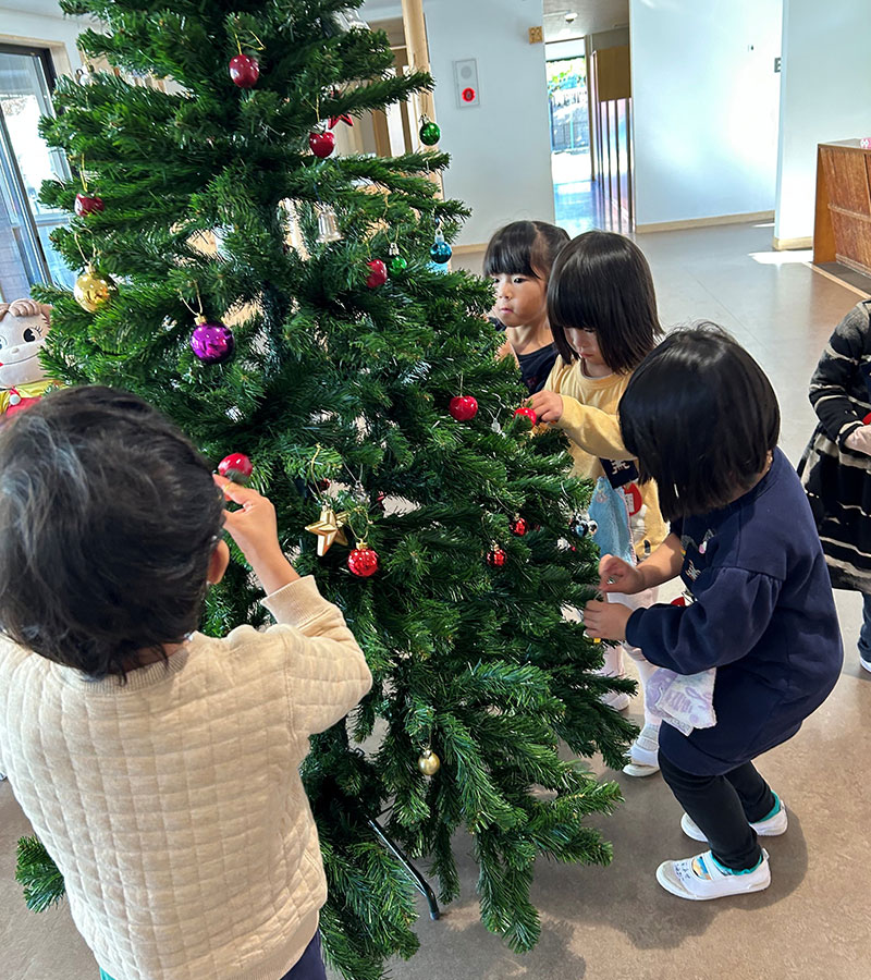 クリスマス劇はみんな真剣